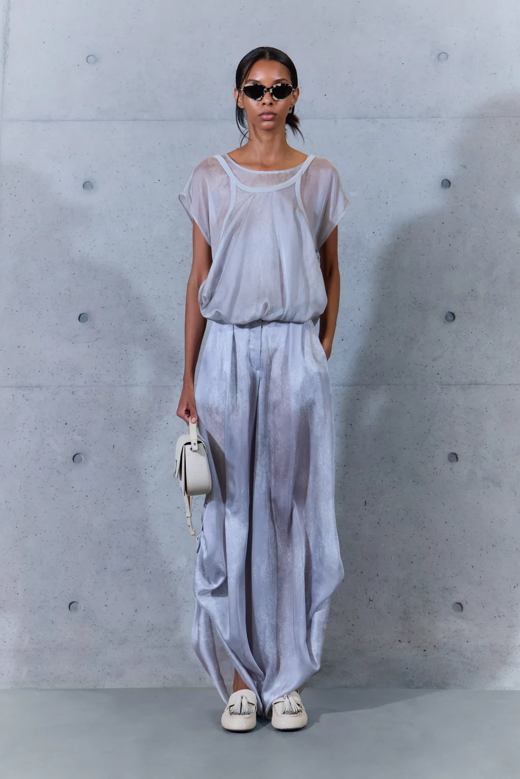 00051-emporio-armani-spring-2027-ready-to-wear-credit-brand