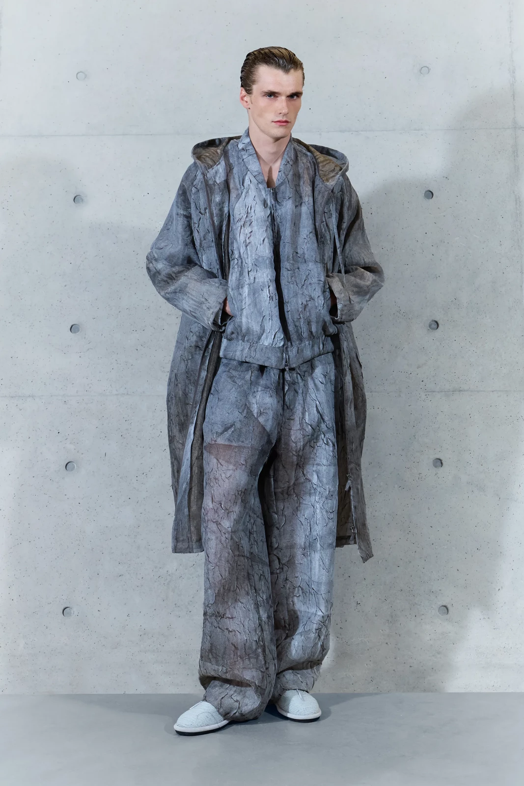 00052-emporio-armani-spring-2027-ready-to-wear-credit-brand