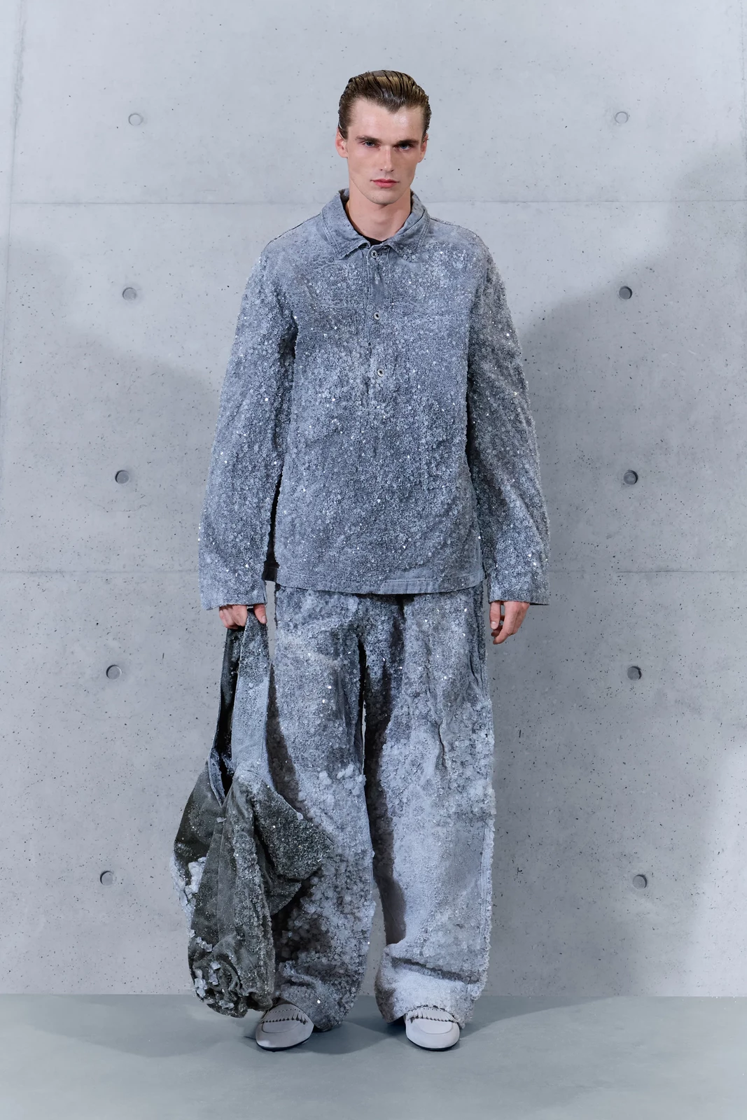 00061-emporio-armani-spring-2027-ready-to-wear-credit-brand