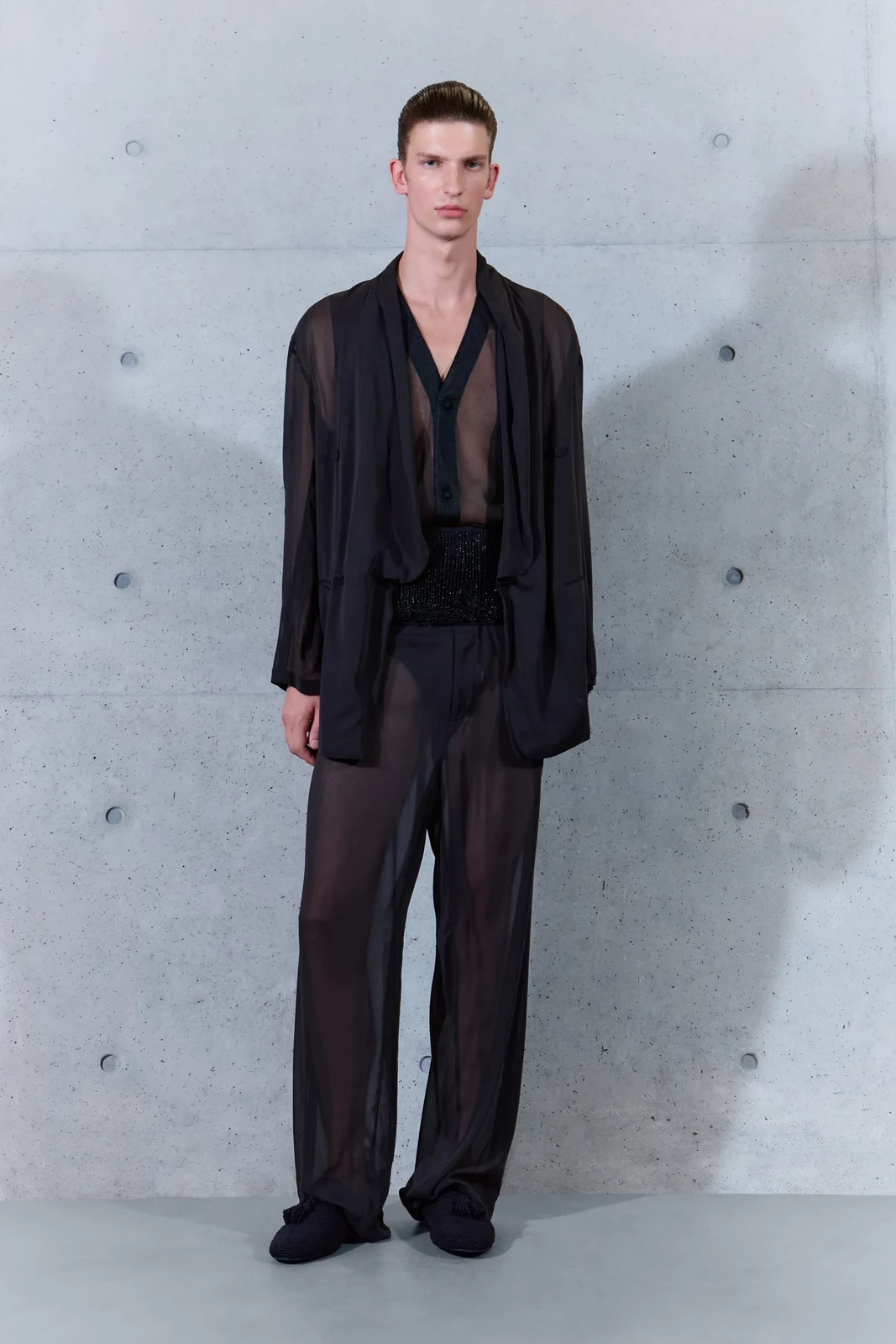 00066-emporio-armani-spring-2027-ready-to-wear-credit-brand