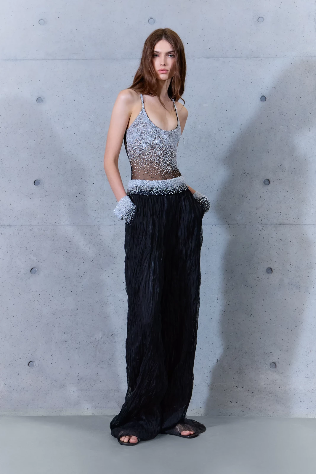 00070-emporio-armani-spring-2027-ready-to-wear-credit-brand