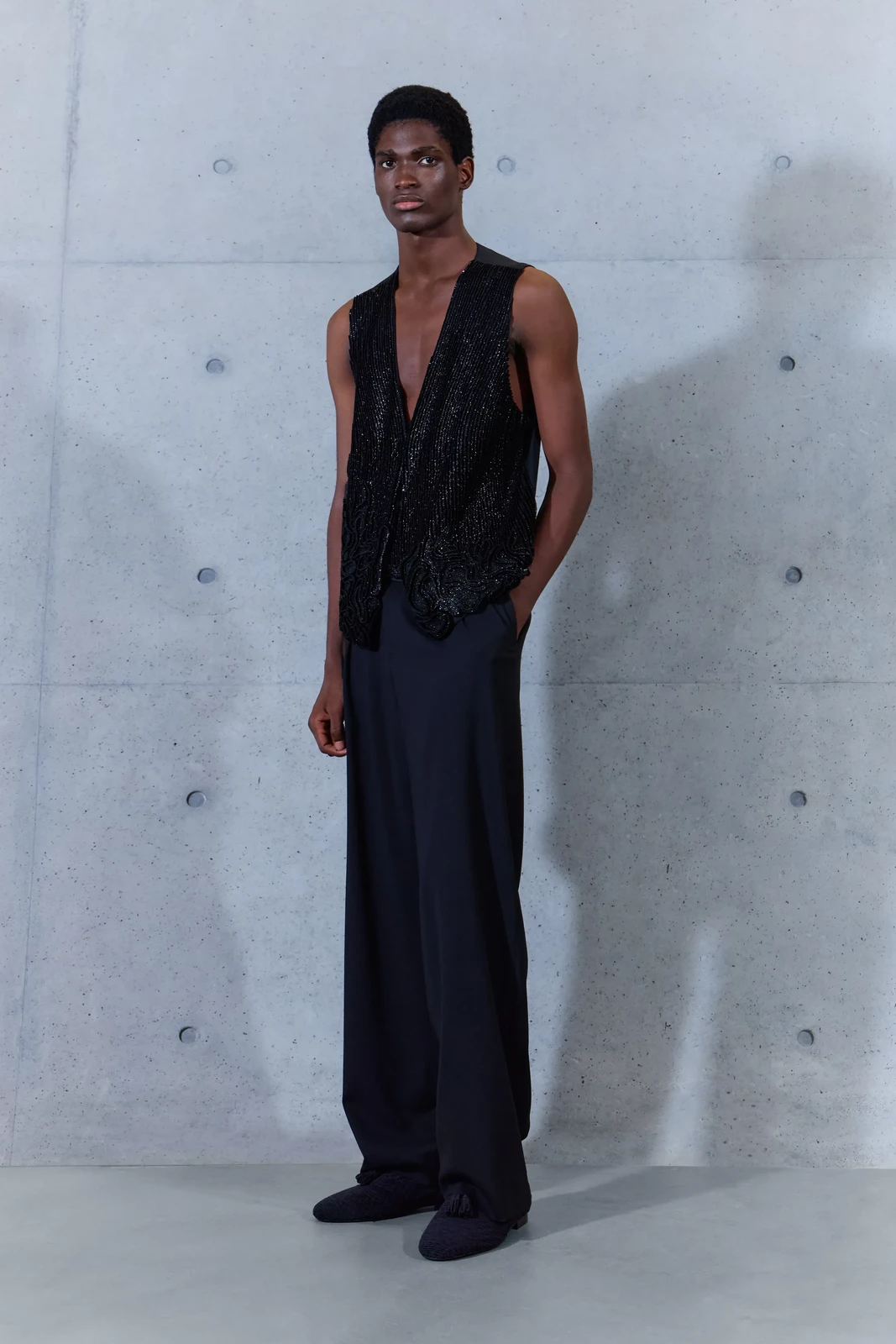 00071-emporio-armani-spring-2027-ready-to-wear-credit-brand