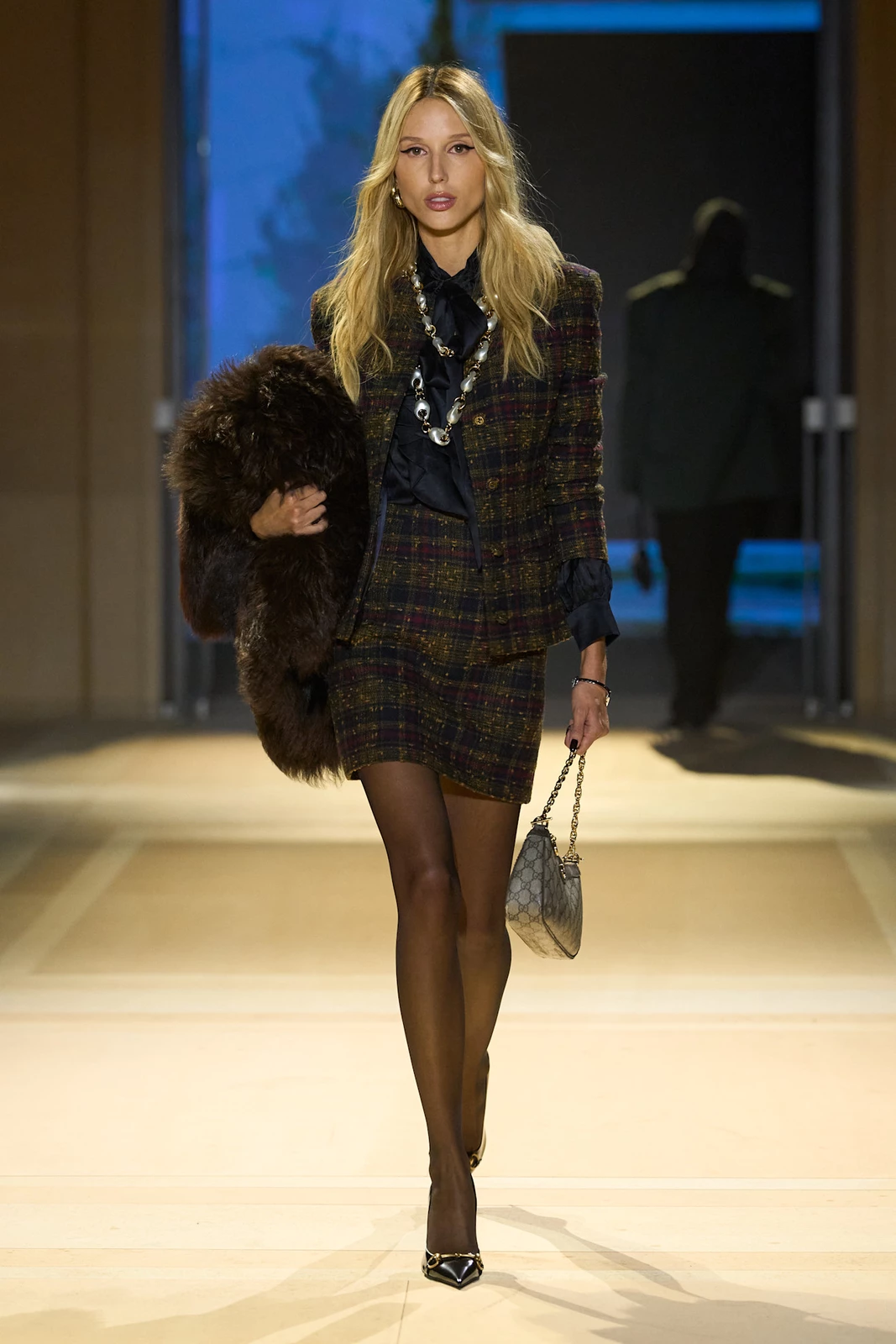Gucci S27 047