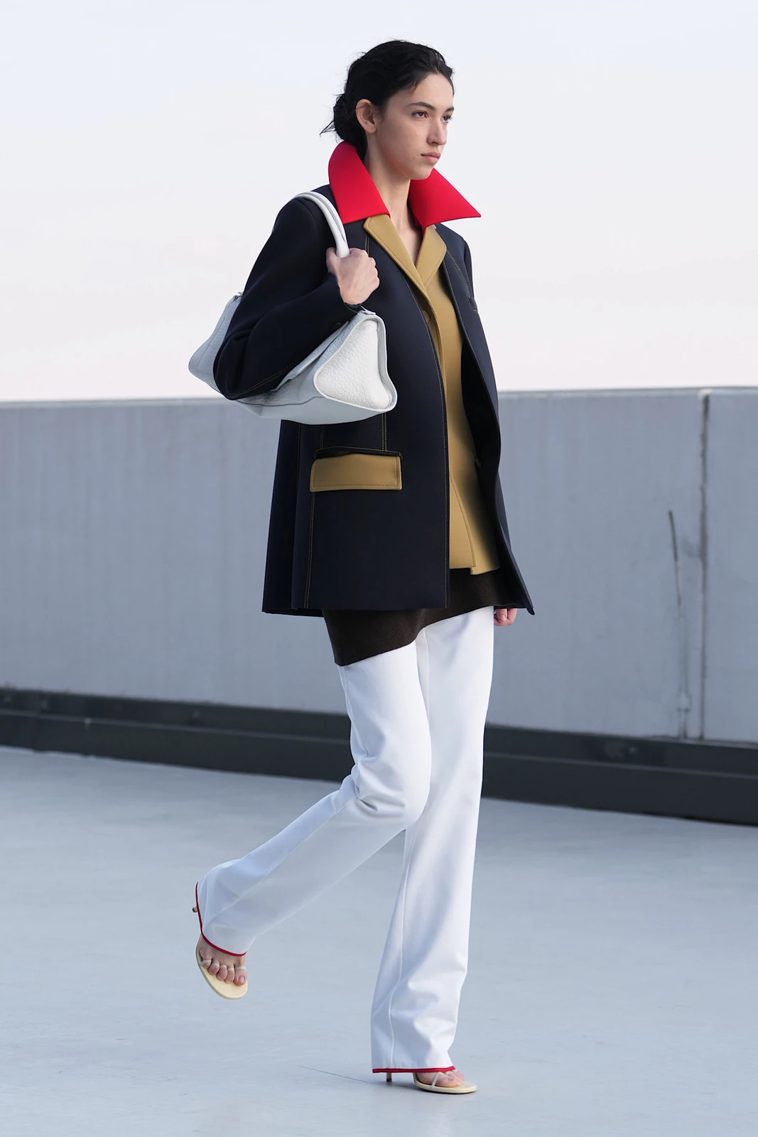 Moschino S27 008