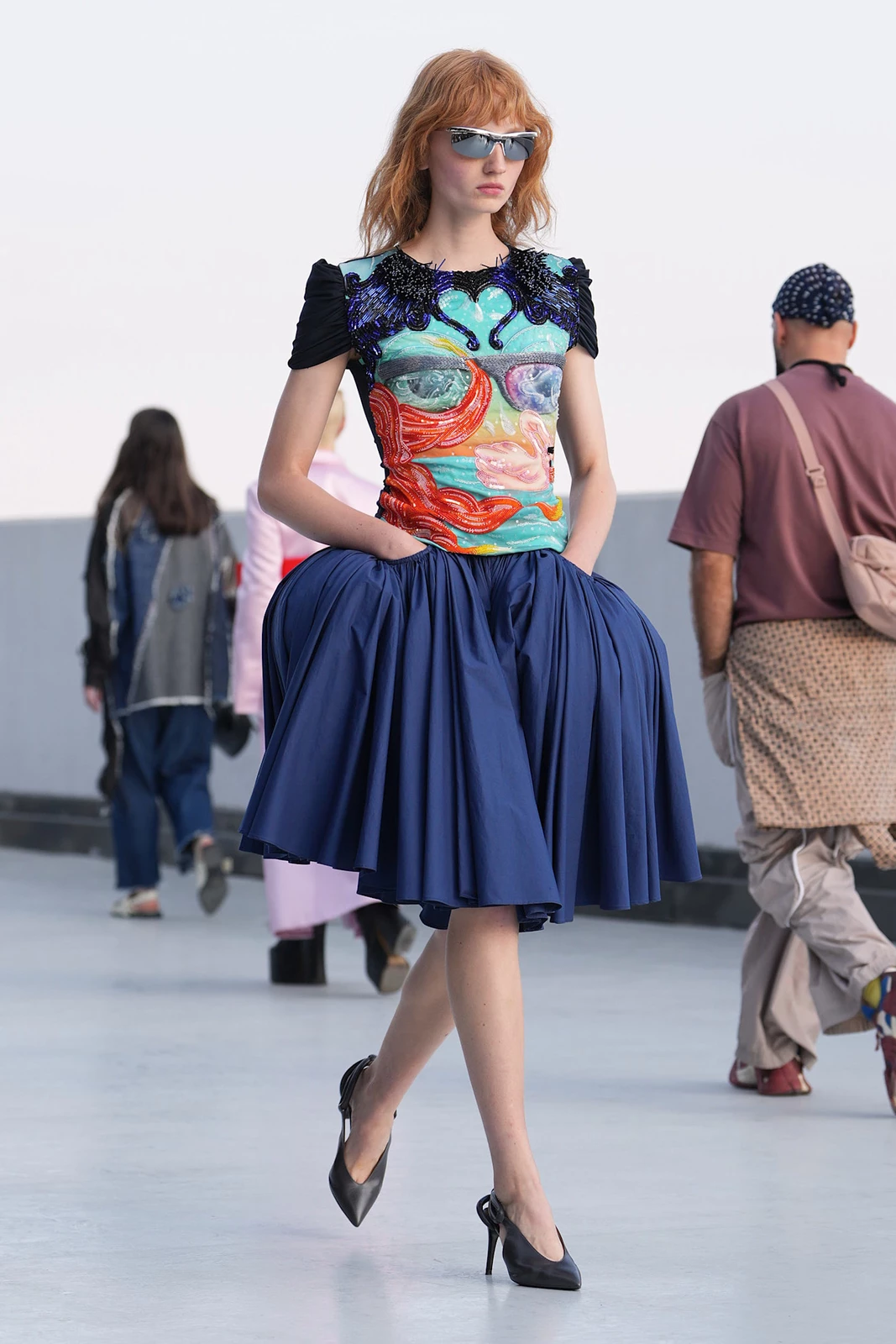 Moschino S27 020