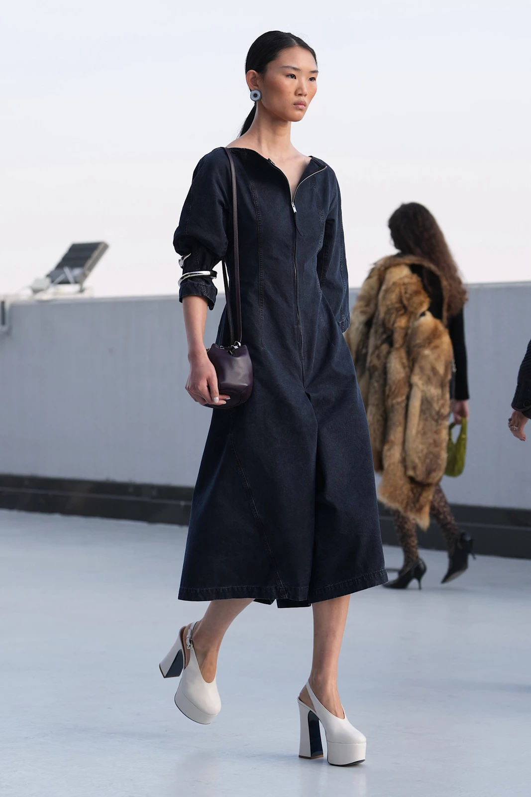 Moschino S27 022