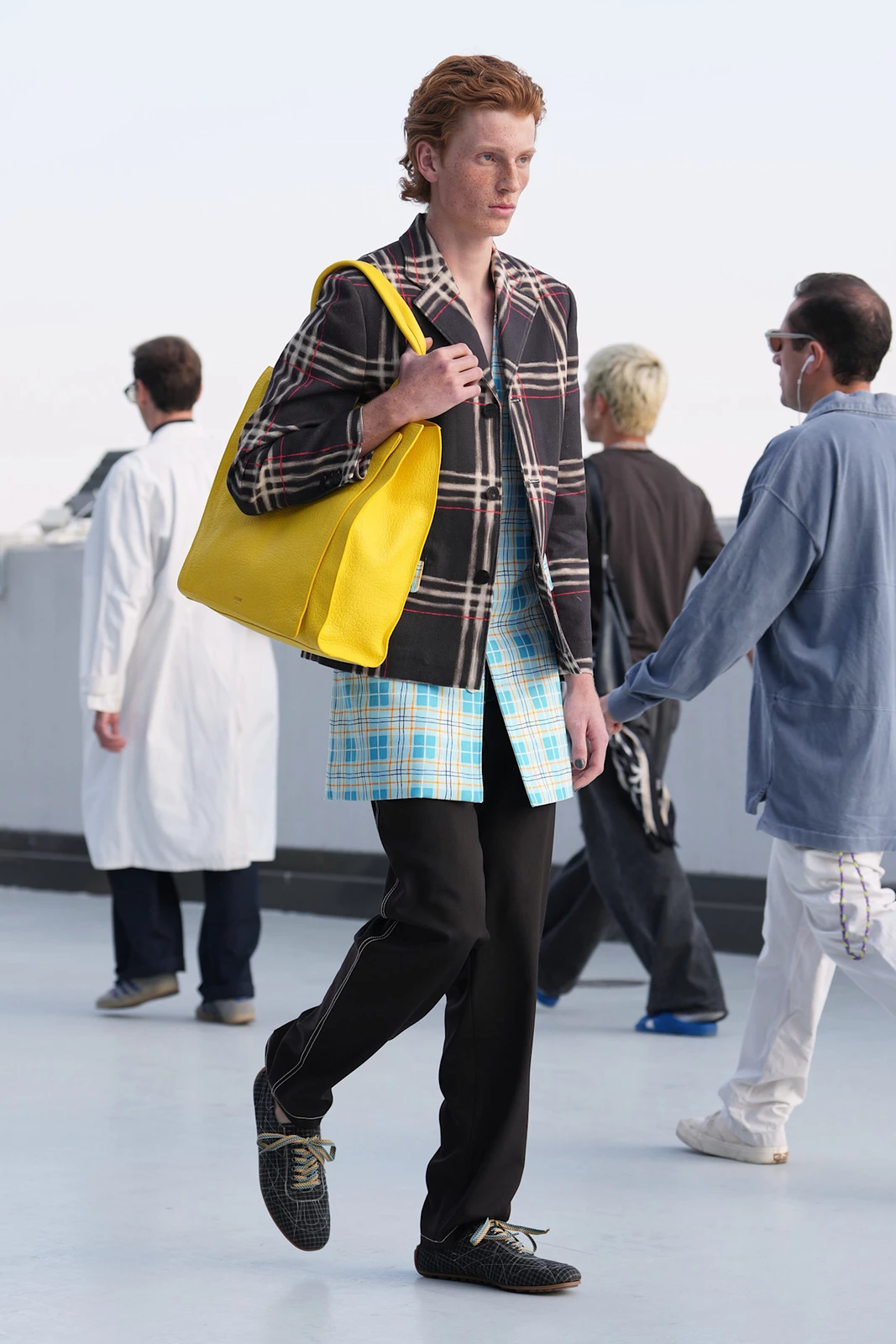 Moschino S27 023