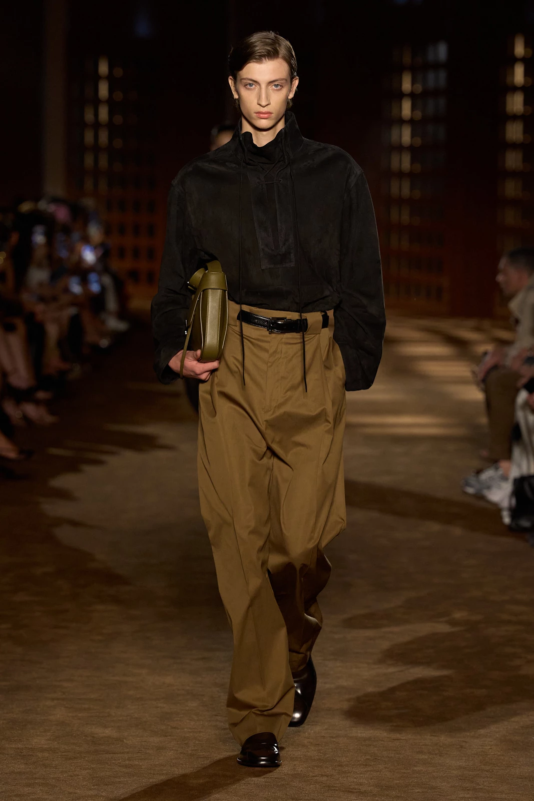 Ferragamo S27 015