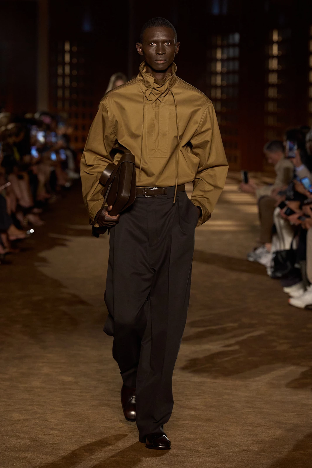 Ferragamo S27 017