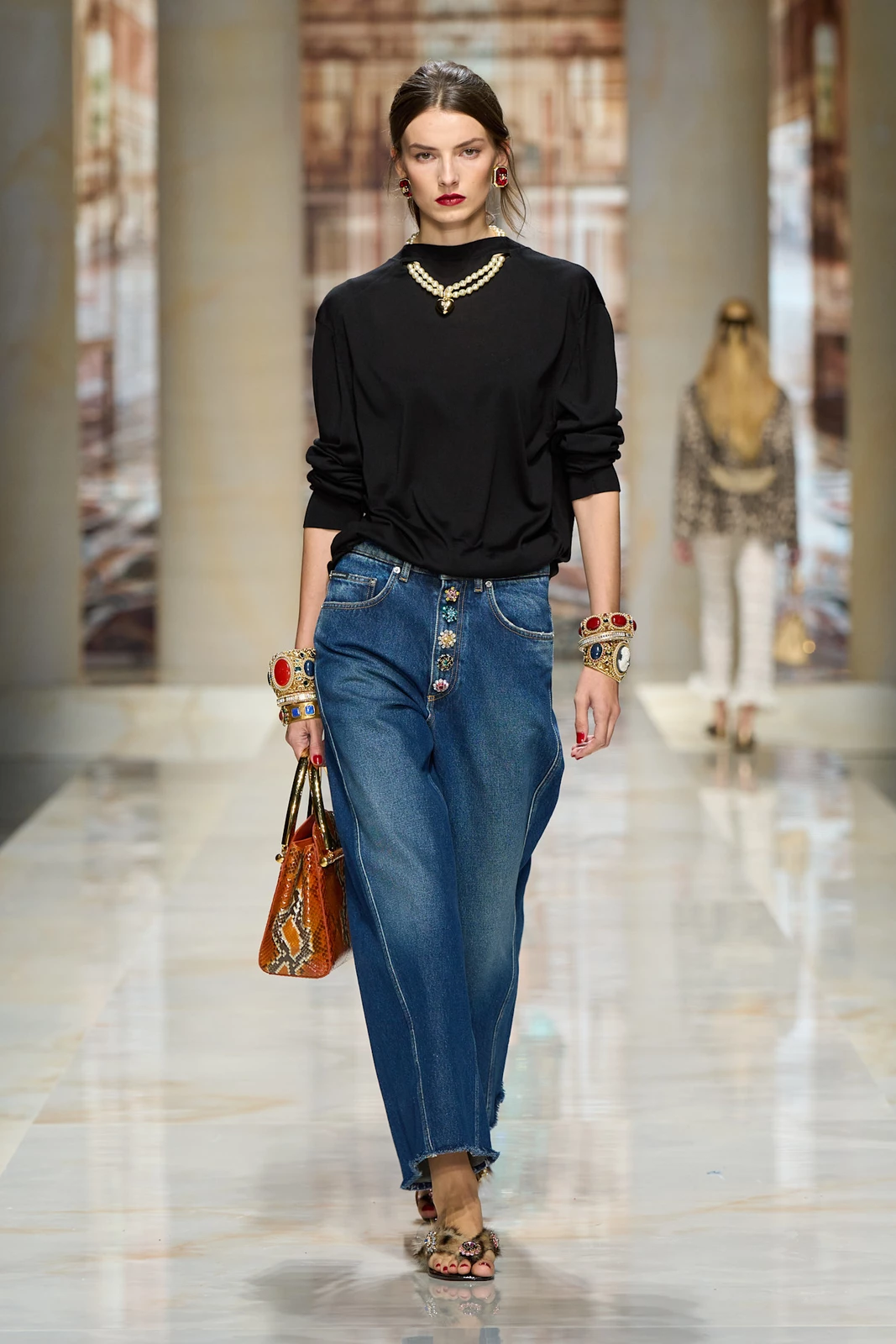 Dolce Gabbana S27 042