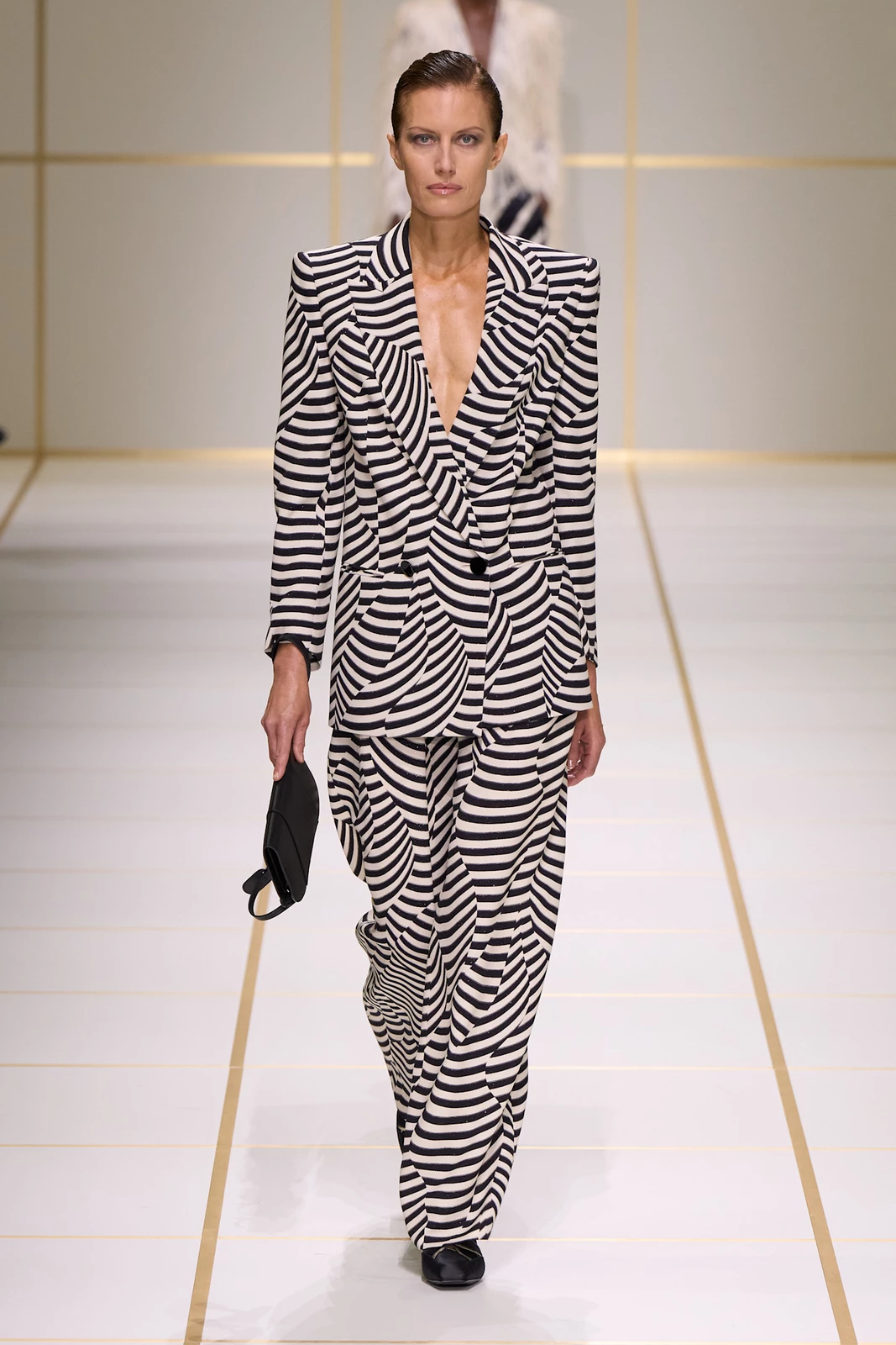 Giorgio Armani S27 009