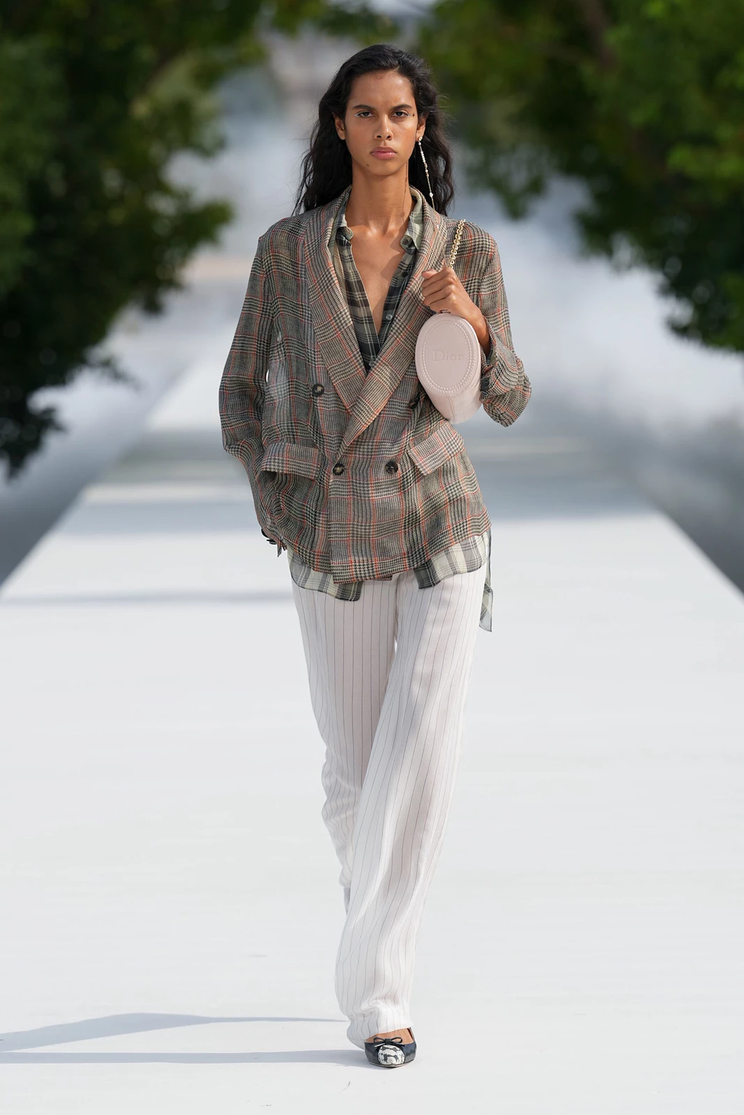 Christian Dior S27 011