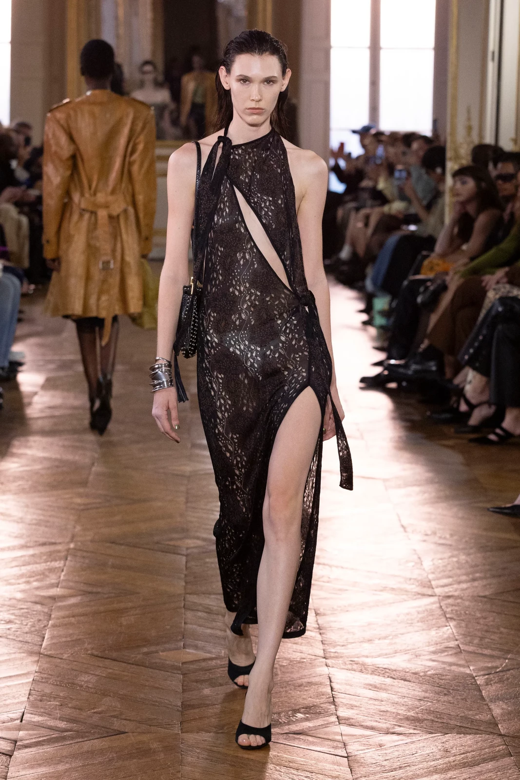 00006-balmain-spring-2027-ready-to-wear-credit-brand