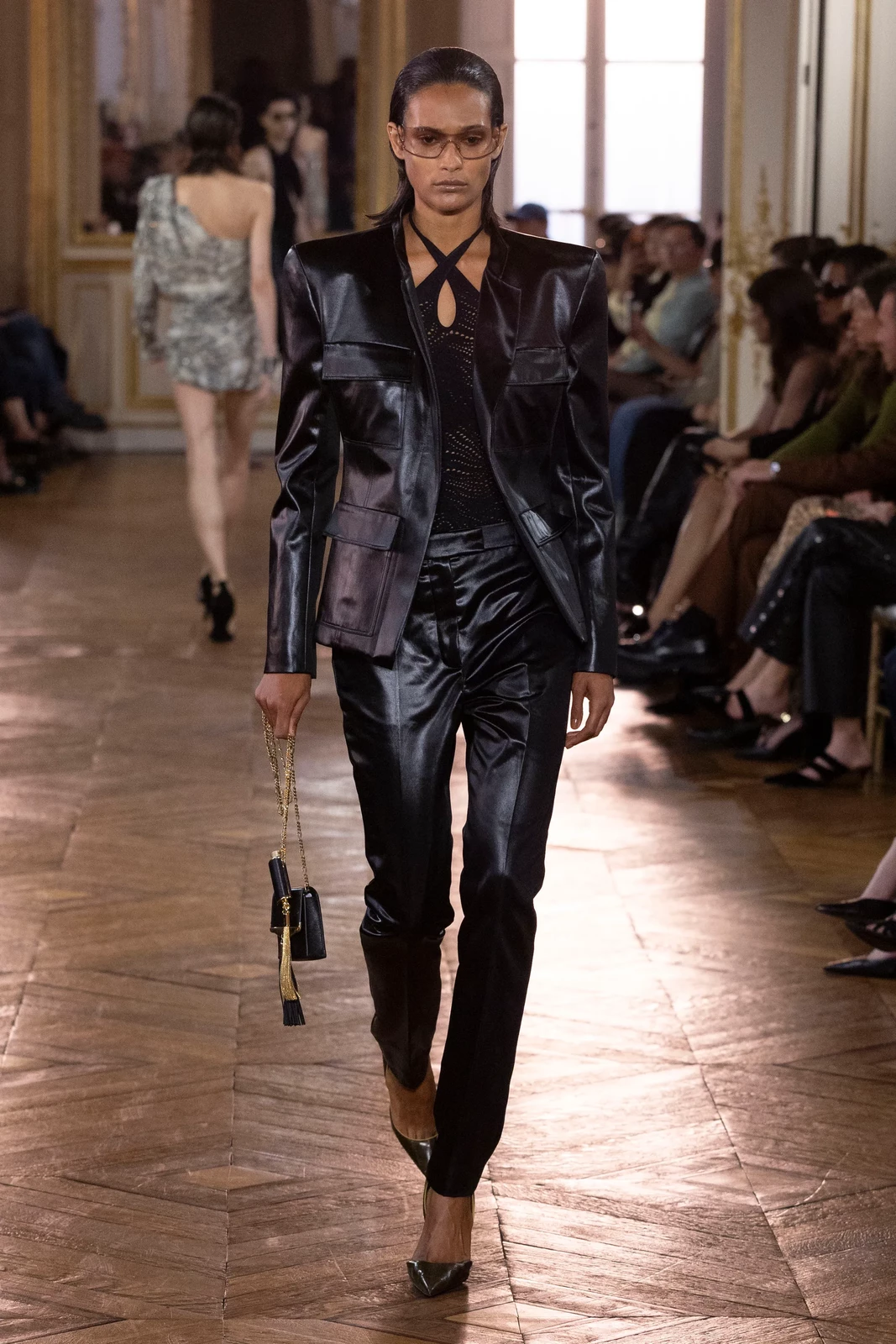 00055-balmain-spring-2027-ready-to-wear-credit-brand