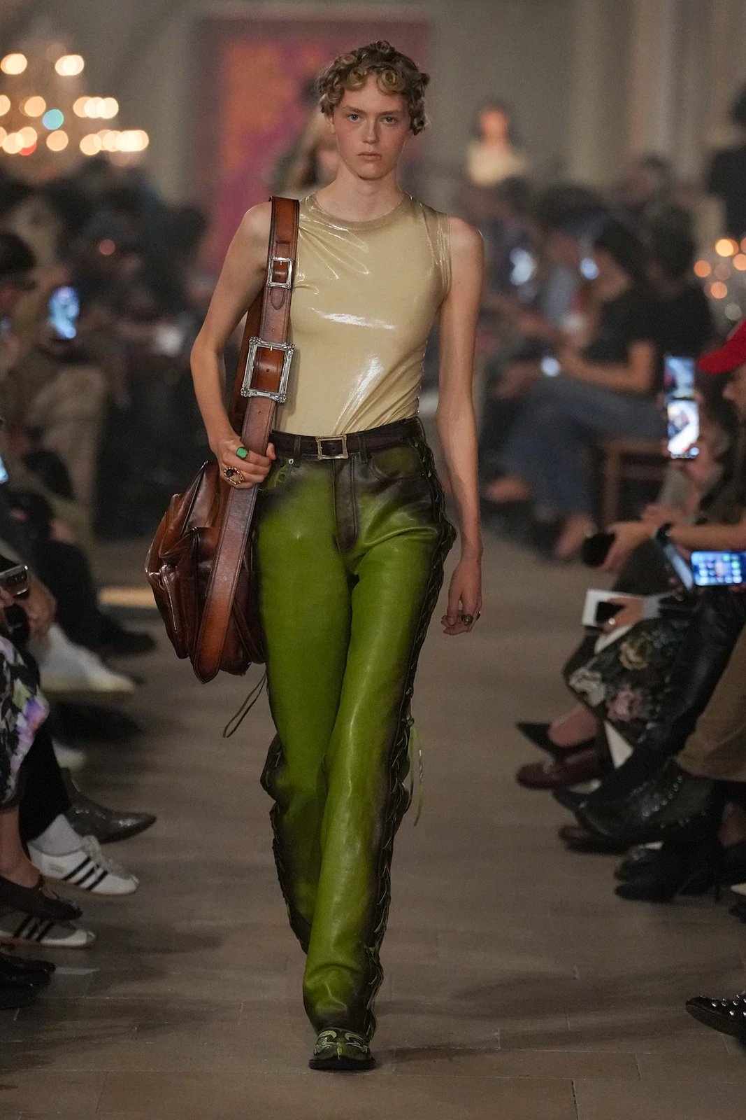 Acne S27 013