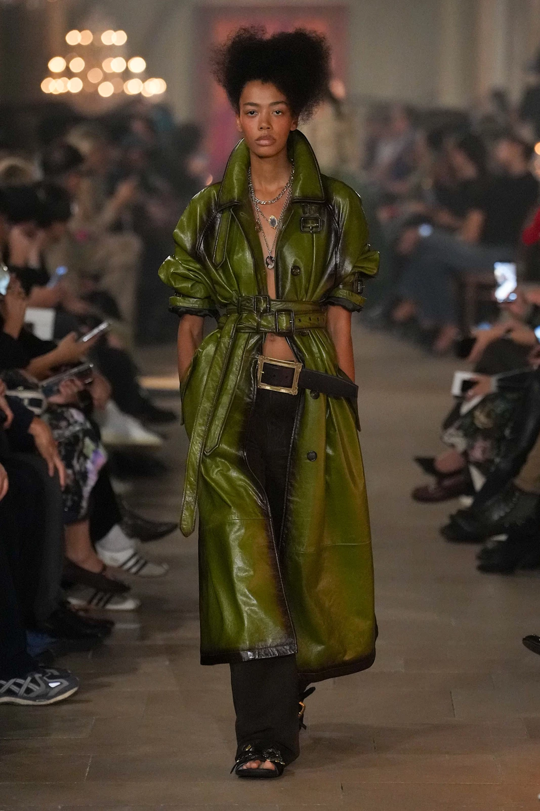 Acne S27 015