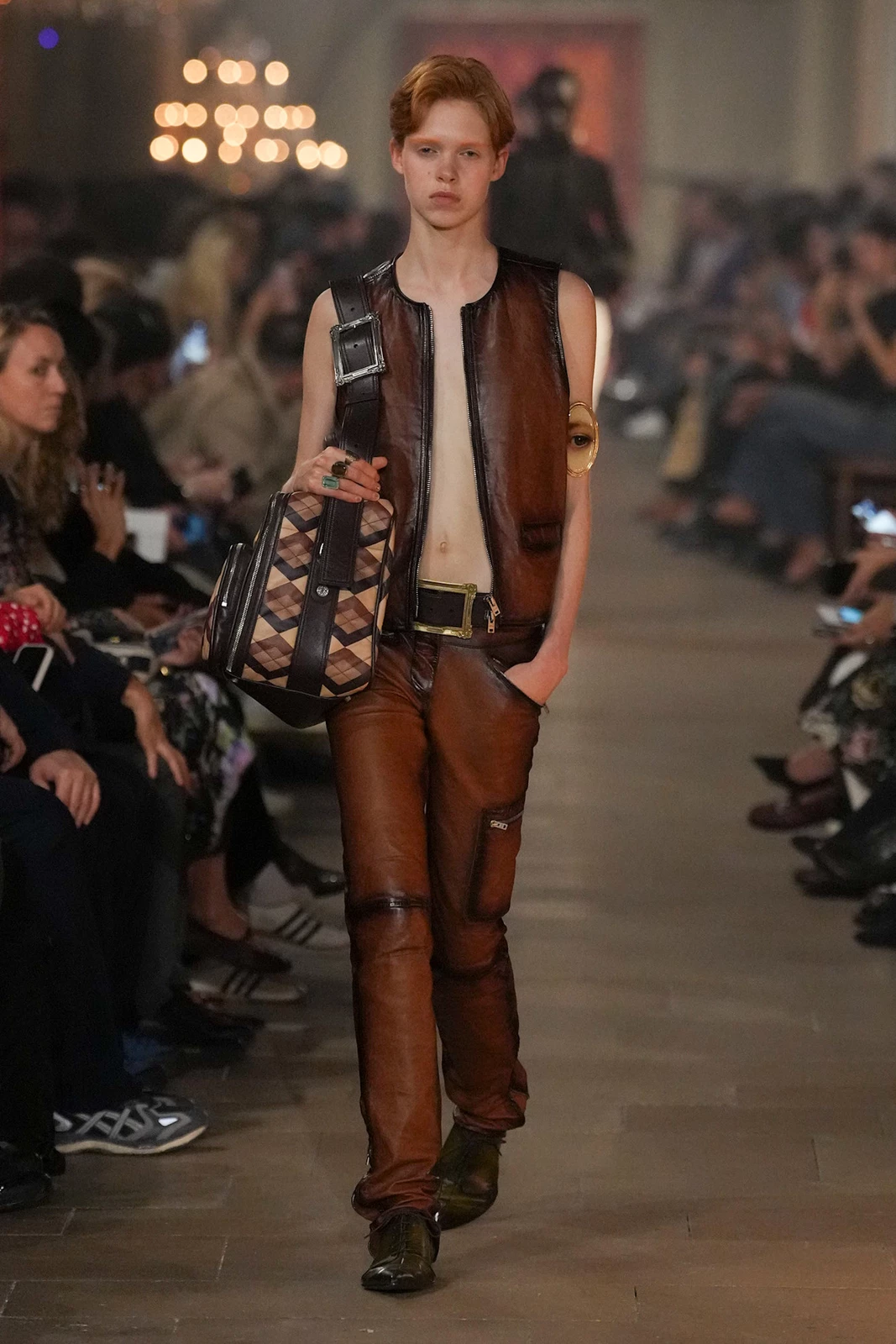Acne S27 018