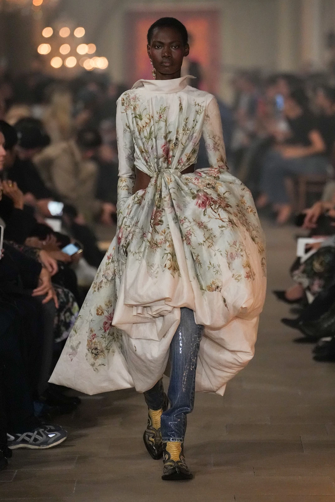 Acne S27 047