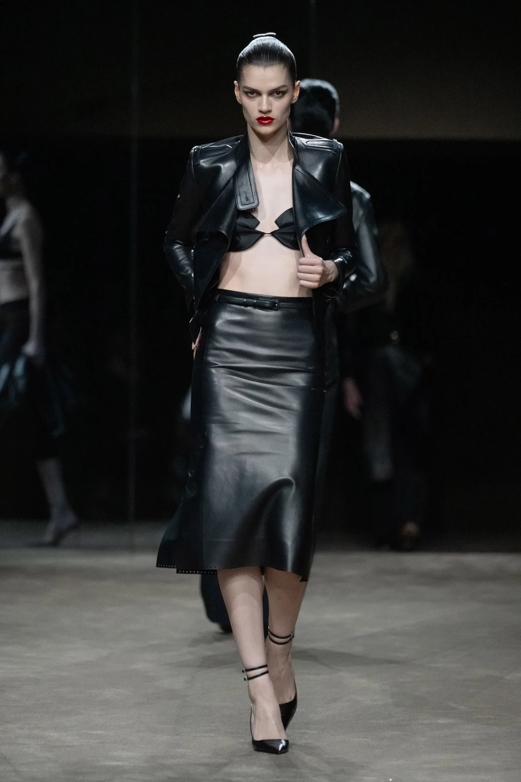 00009-tom-ford-spring-2027-ready-to-wear-credit-brand