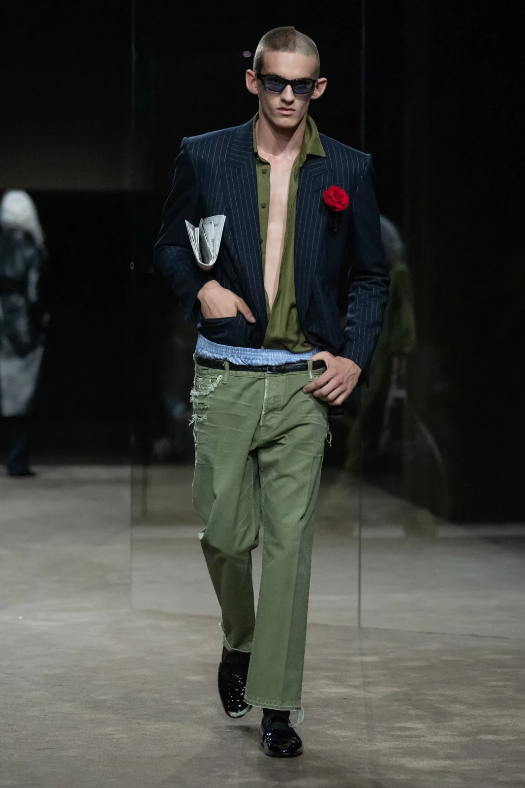 00019-tom-ford-spring-2027-ready-to-wear-credit-brand
