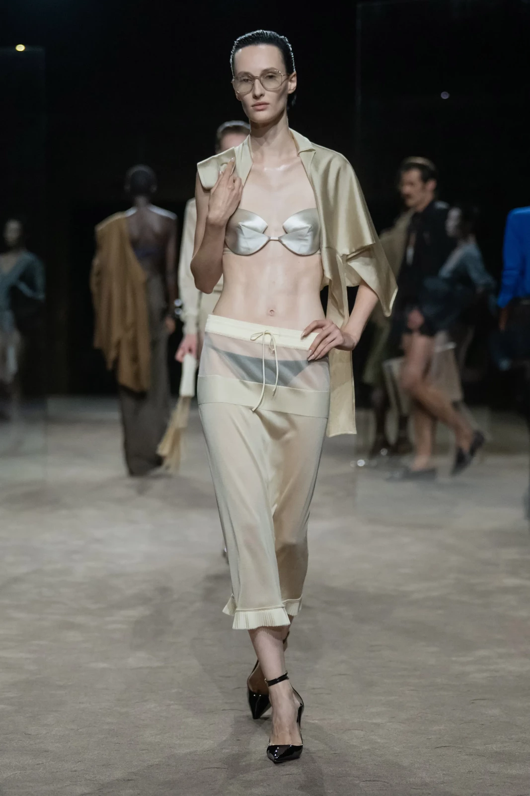 00035-tom-ford-spring-2027-ready-to-wear-credit-brand