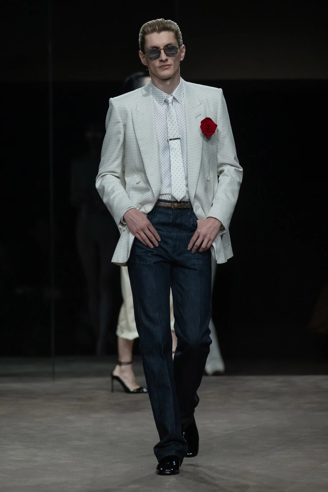 00040-tom-ford-spring-2027-ready-to-wear-credit-brand