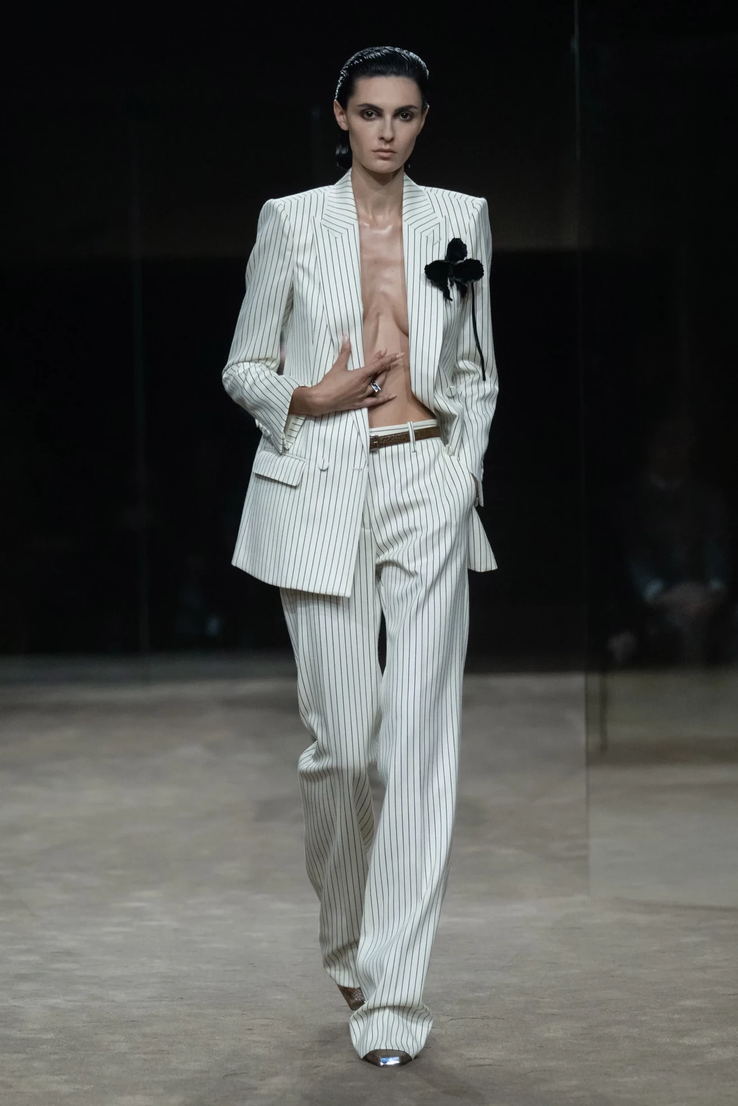 00041-tom-ford-spring-2027-ready-to-wear-credit-brand