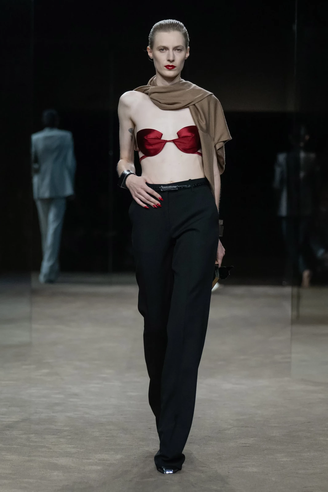 00044-tom-ford-spring-2027-ready-to-wear-credit-brand