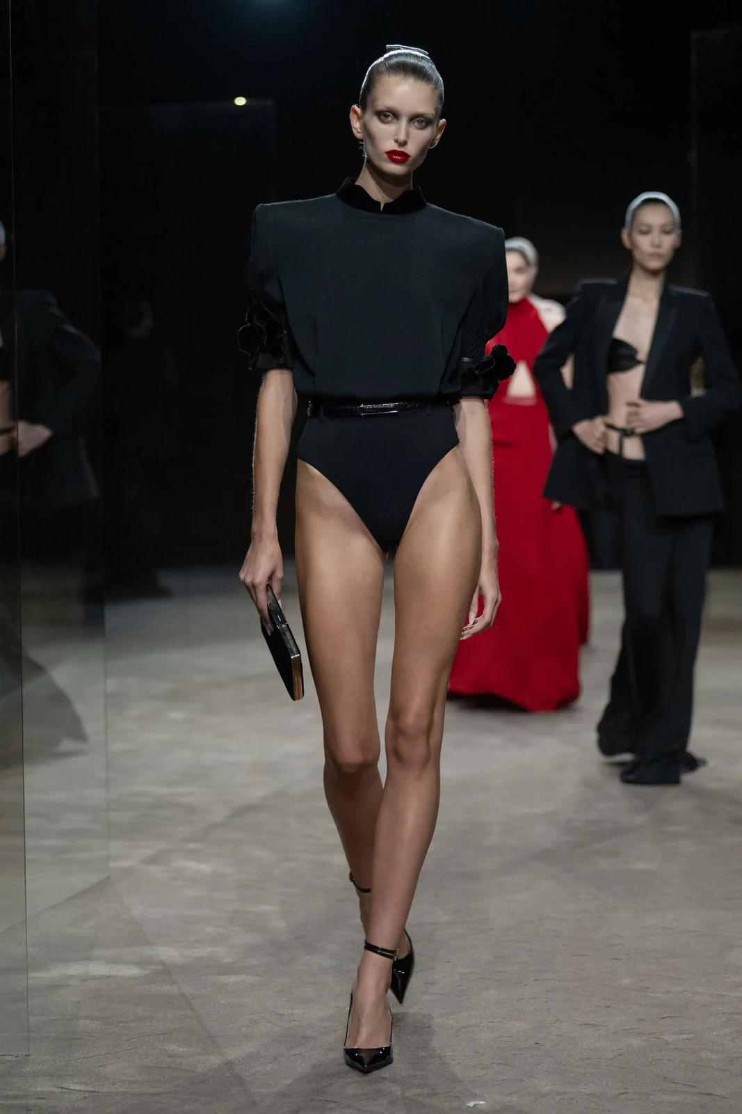 00057-tom-ford-spring-2027-ready-to-wear-credit-brand