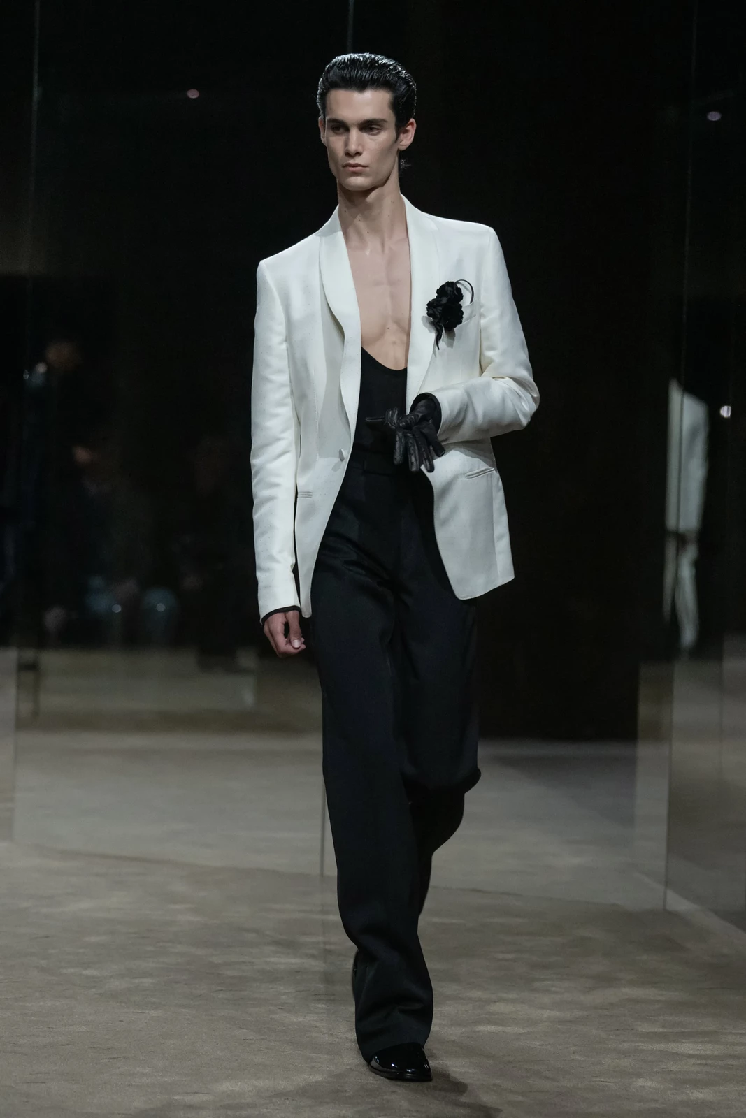 00058-tom-ford-spring-2027-ready-to-wear-credit-brand