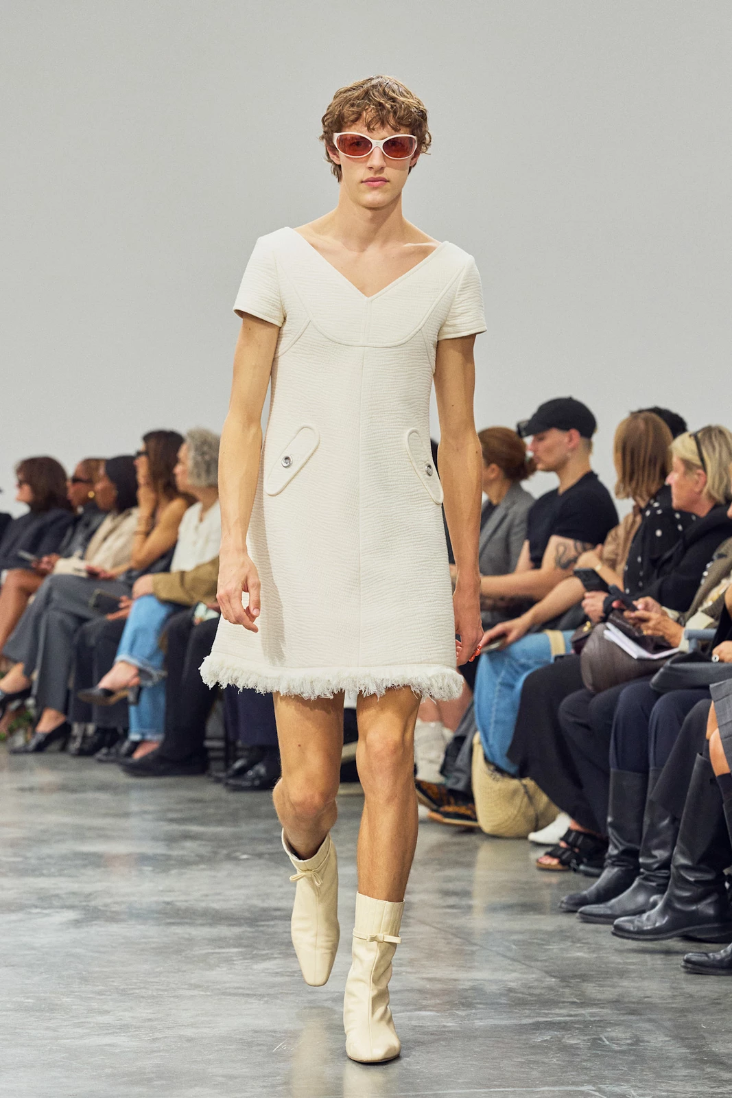 Courreges PO S27 006
