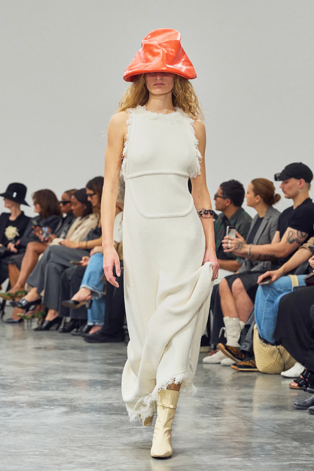 Courreges PO S27 019