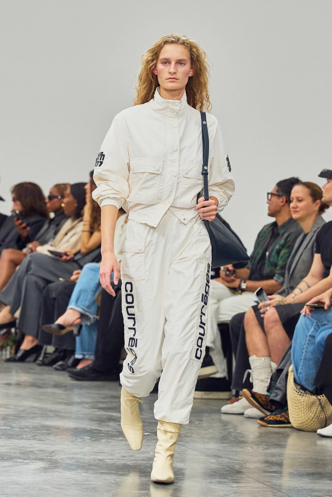 Courreges PO S27 048