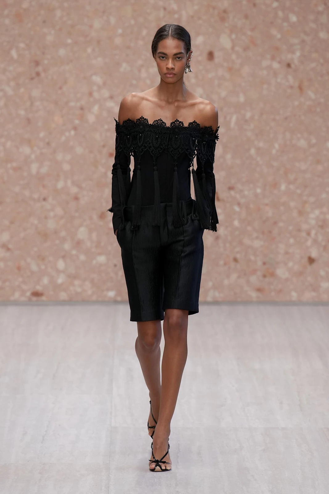 Chloe S27 004