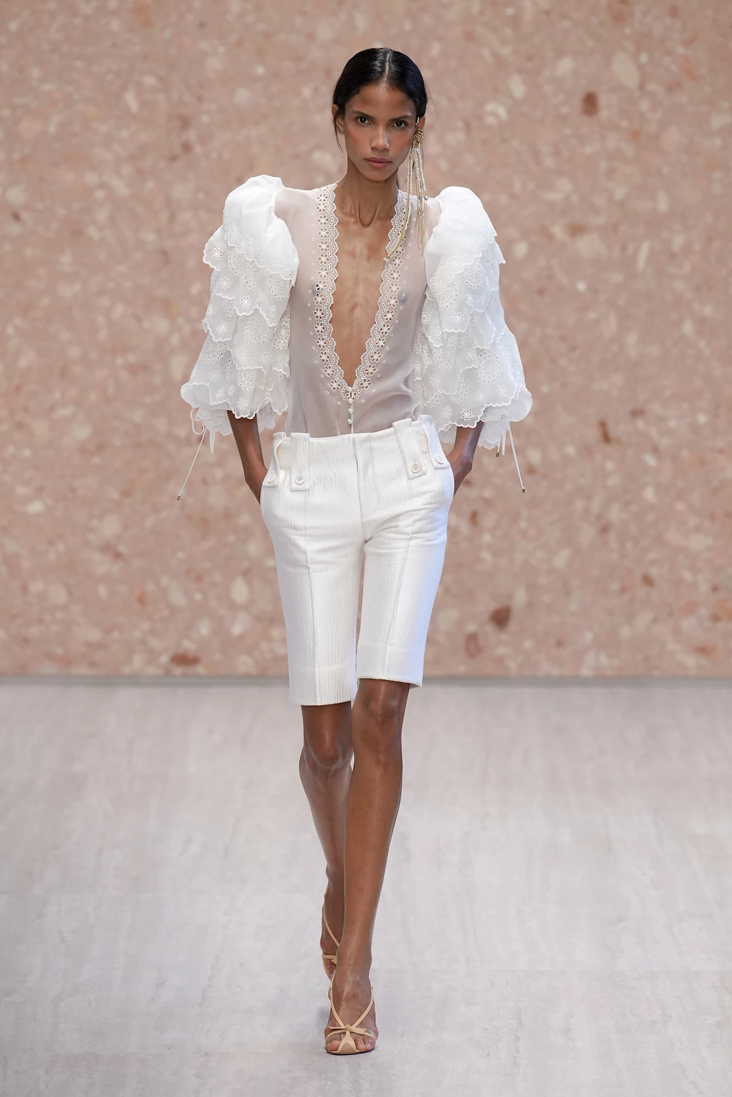 Chloe S27 011