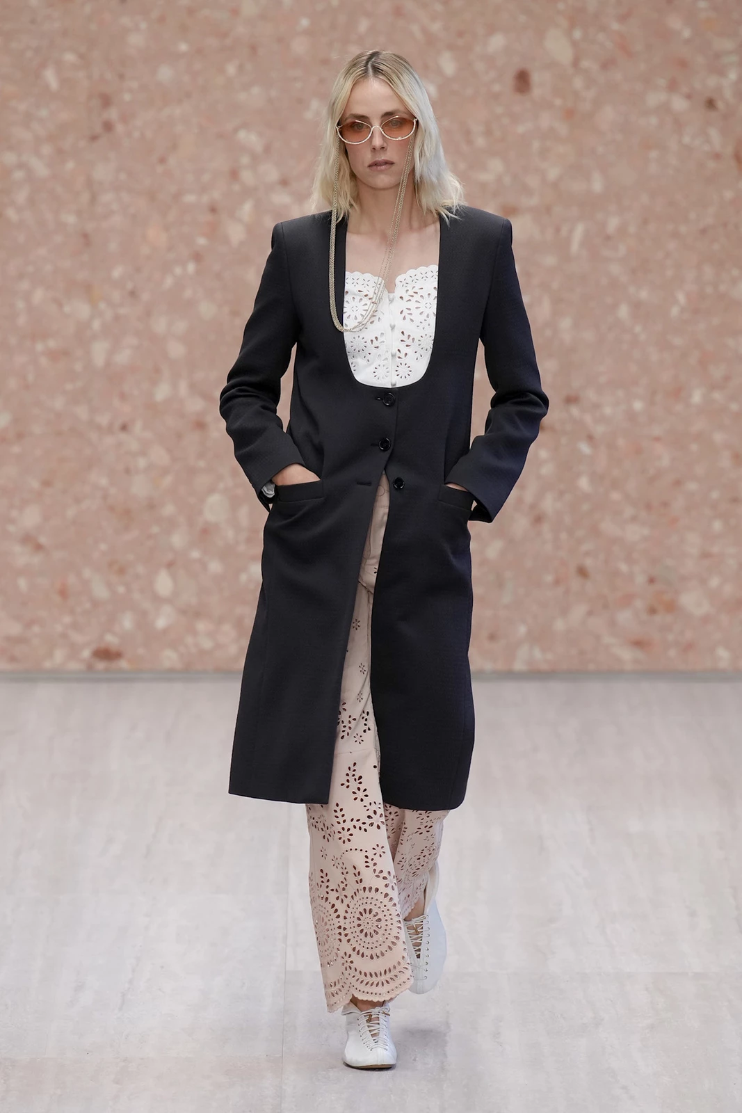 Chloe S27 013