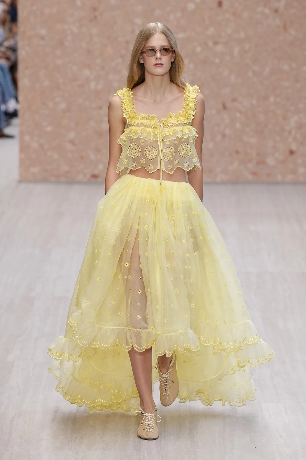 Chloe S27 035