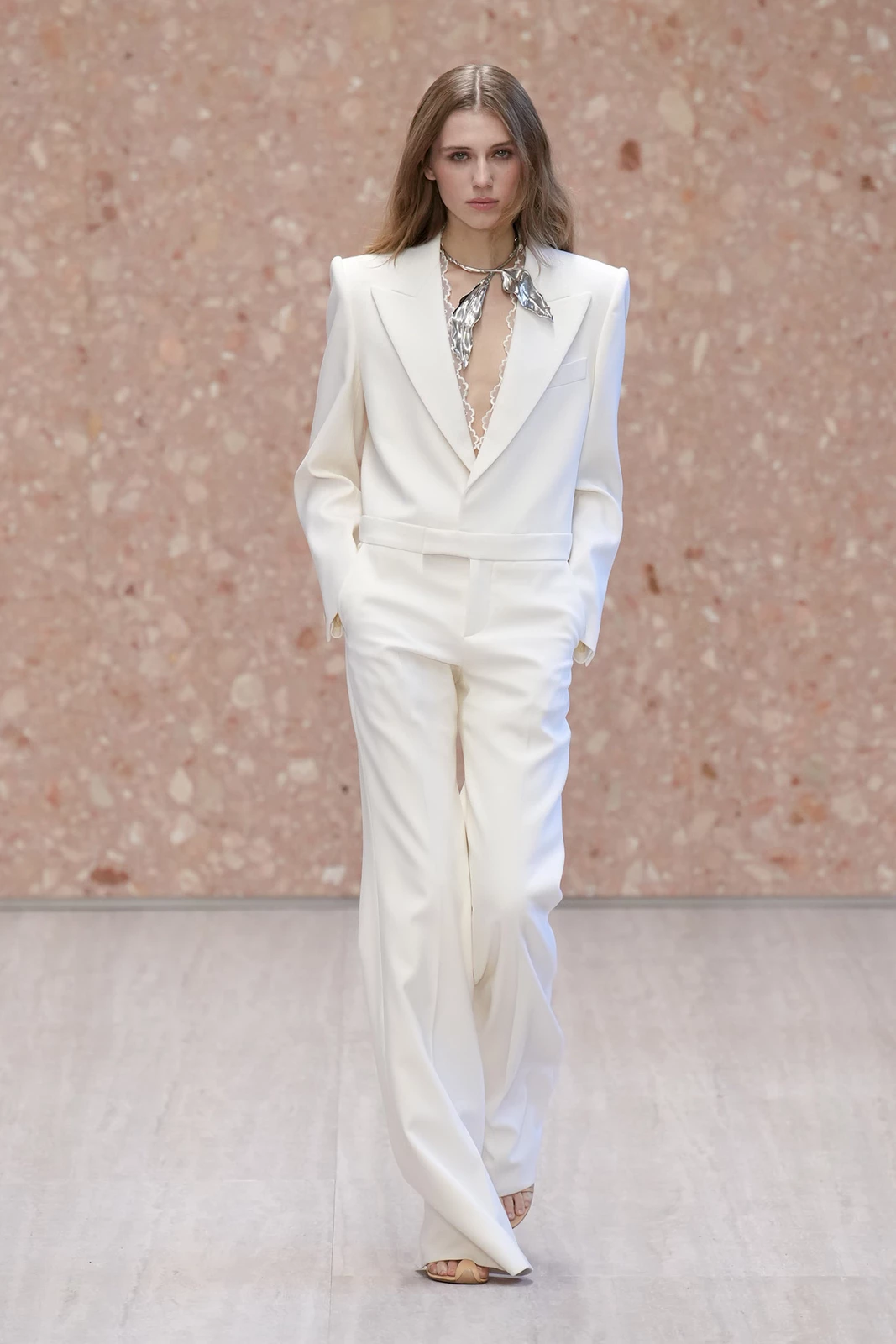 Chloe S27 045