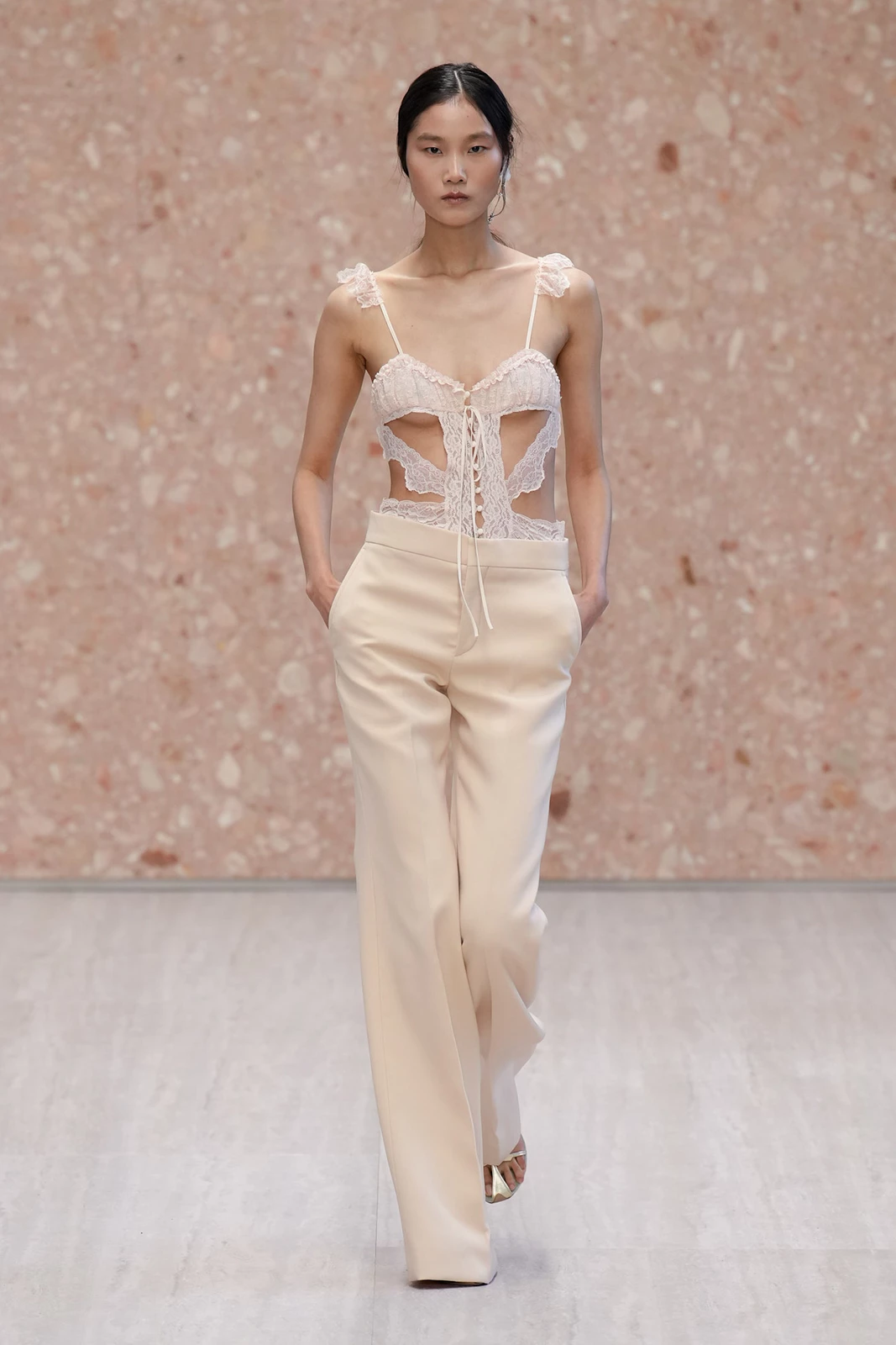 Chloe S27 050
