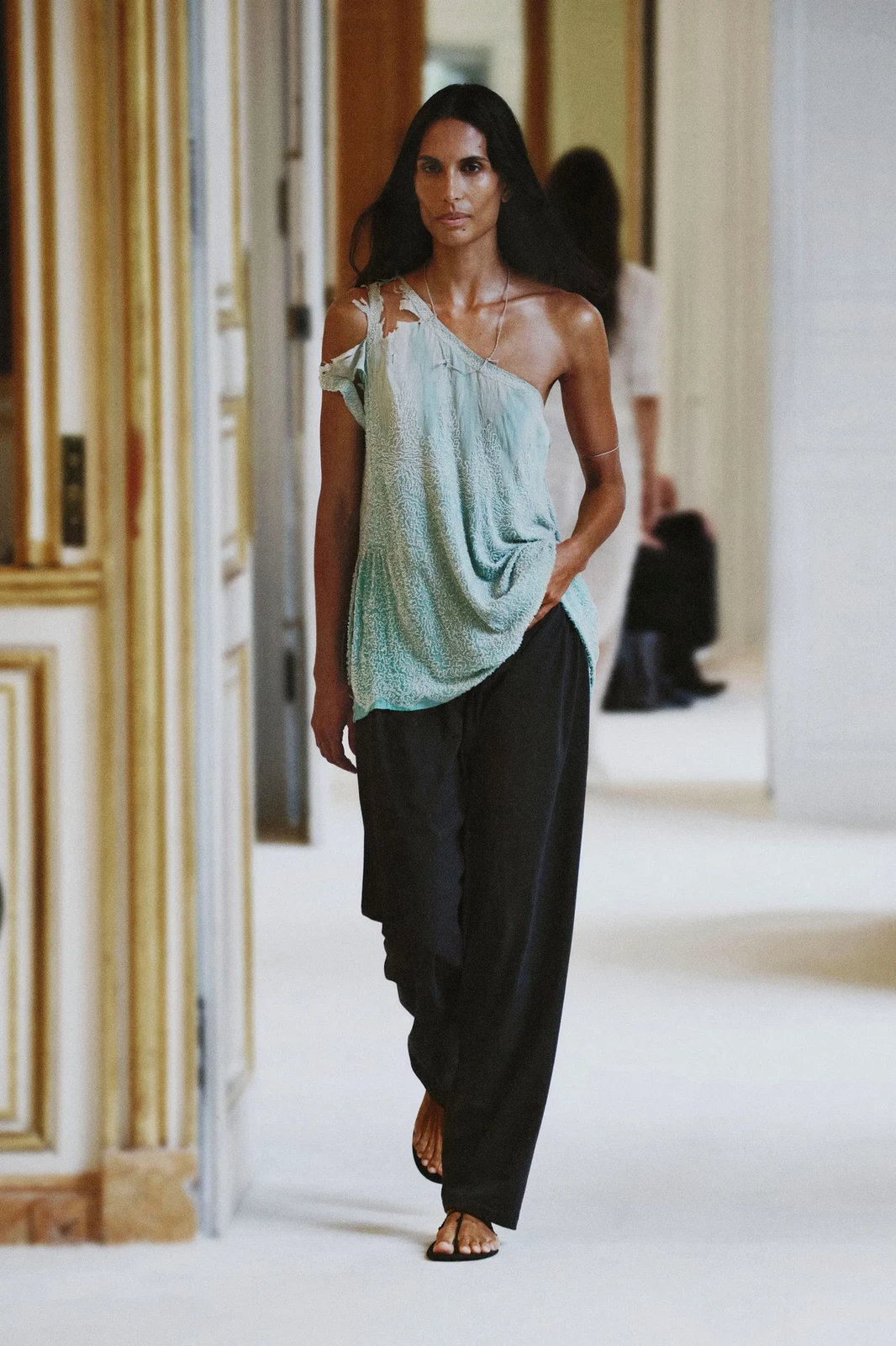 00027-the-row-spring-2027-ready-to-wear-credit-brand