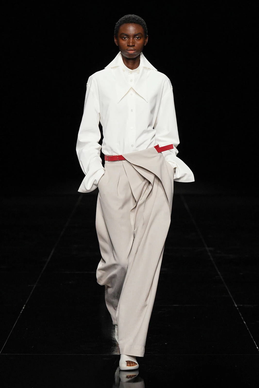Miyake S27 017