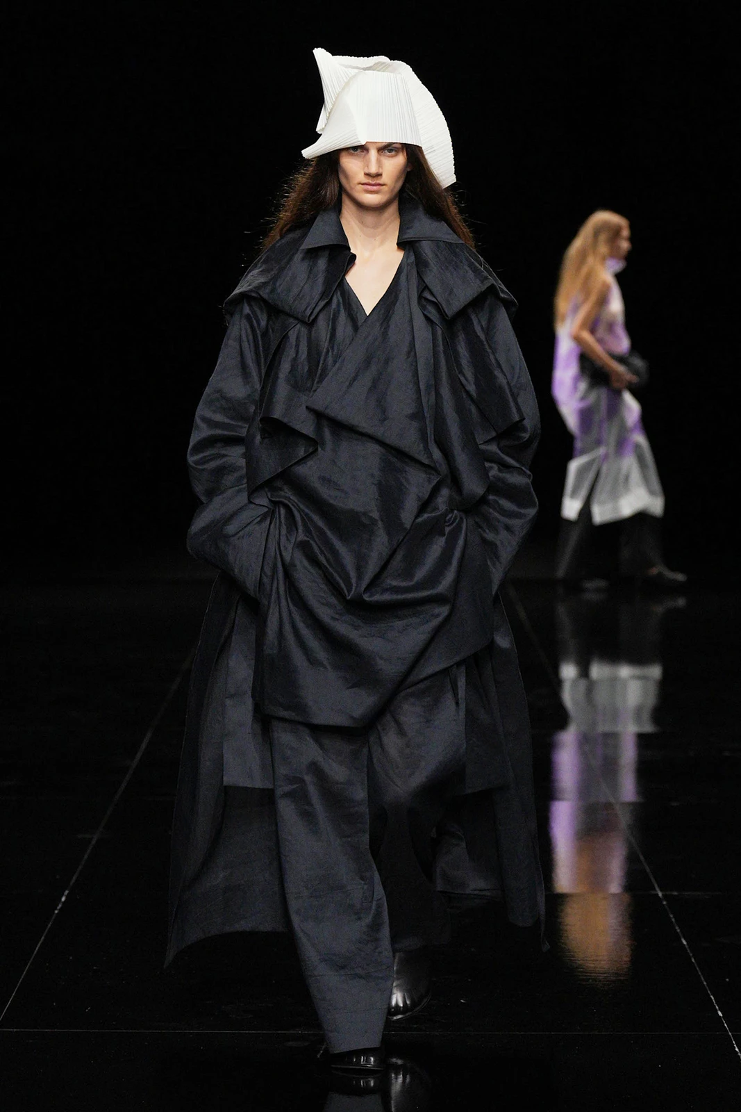 Miyake S27 048