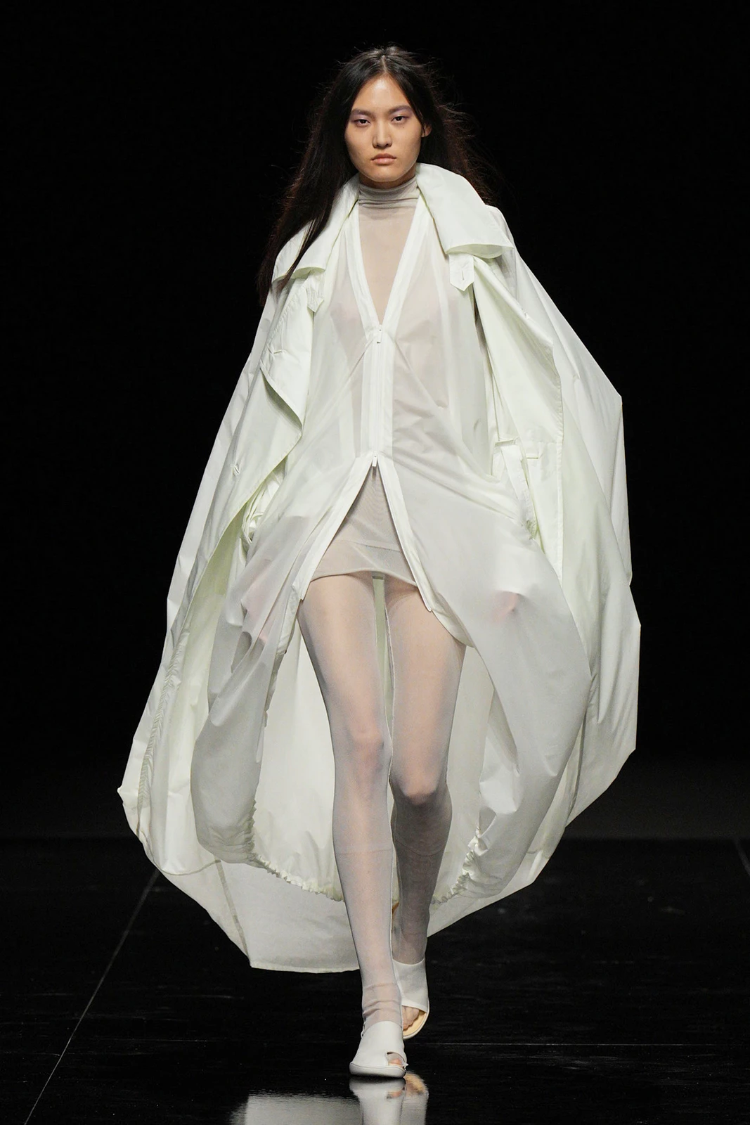 Miyake S27 054