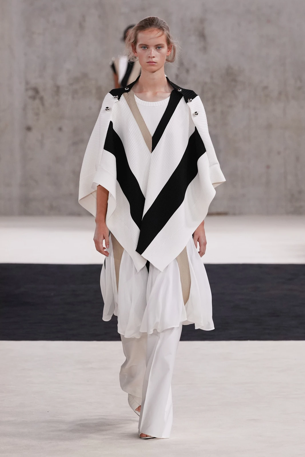 Lanvin S27 010