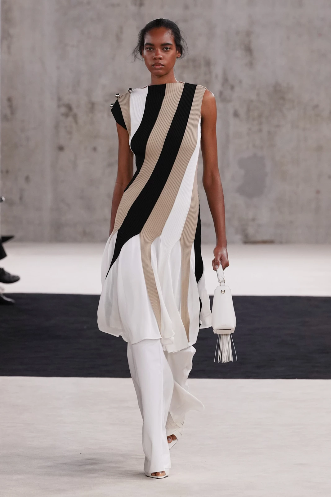 Lanvin S27 011