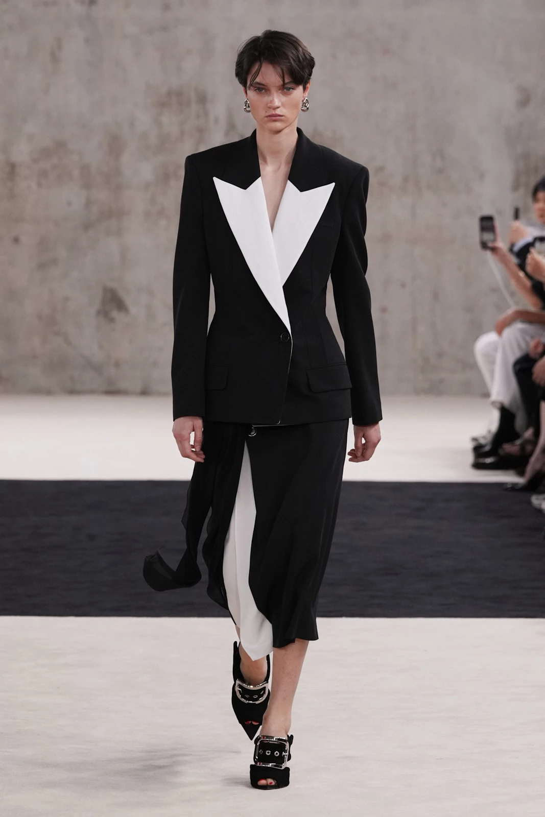 Lanvin S27 024