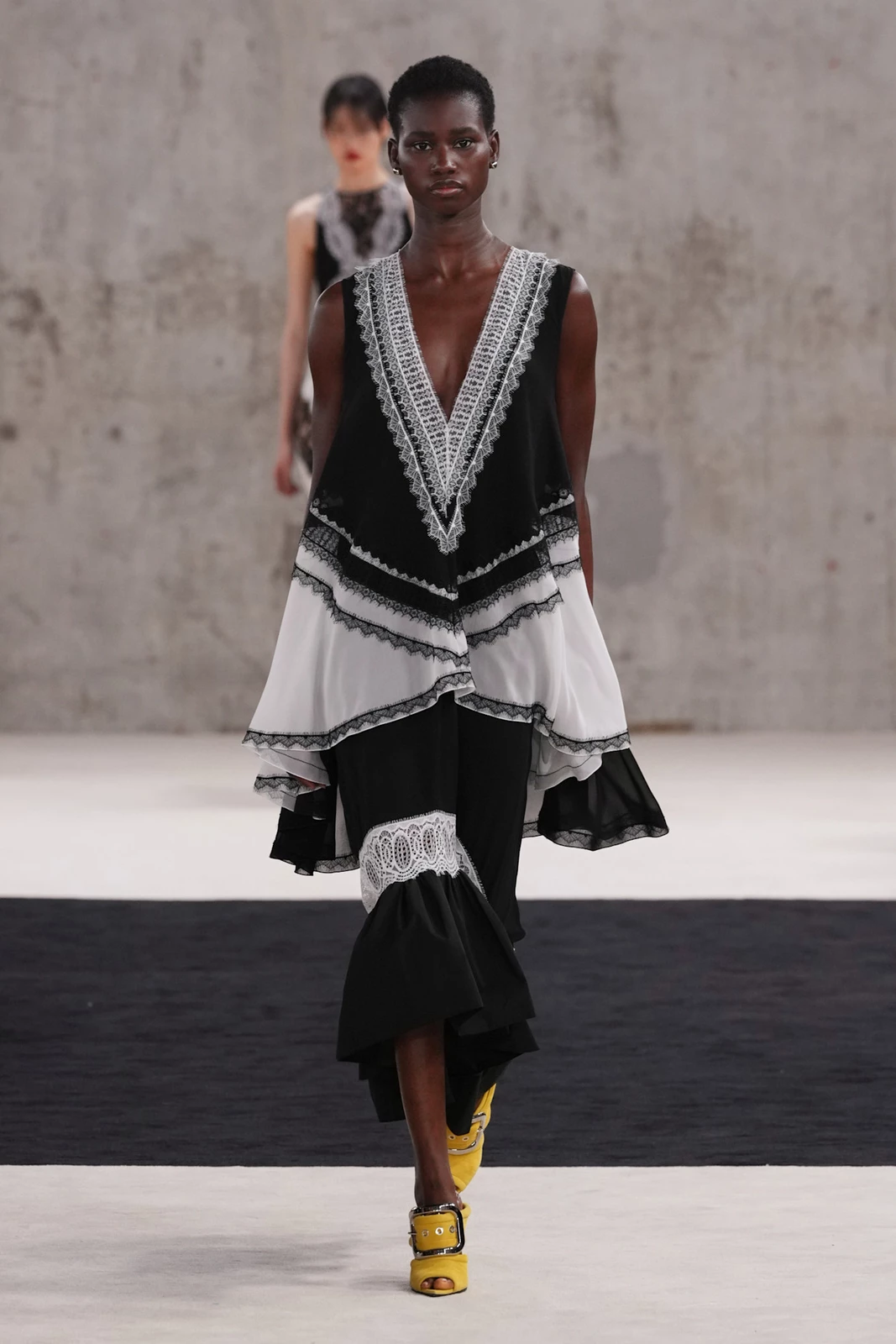 Lanvin S27 027
