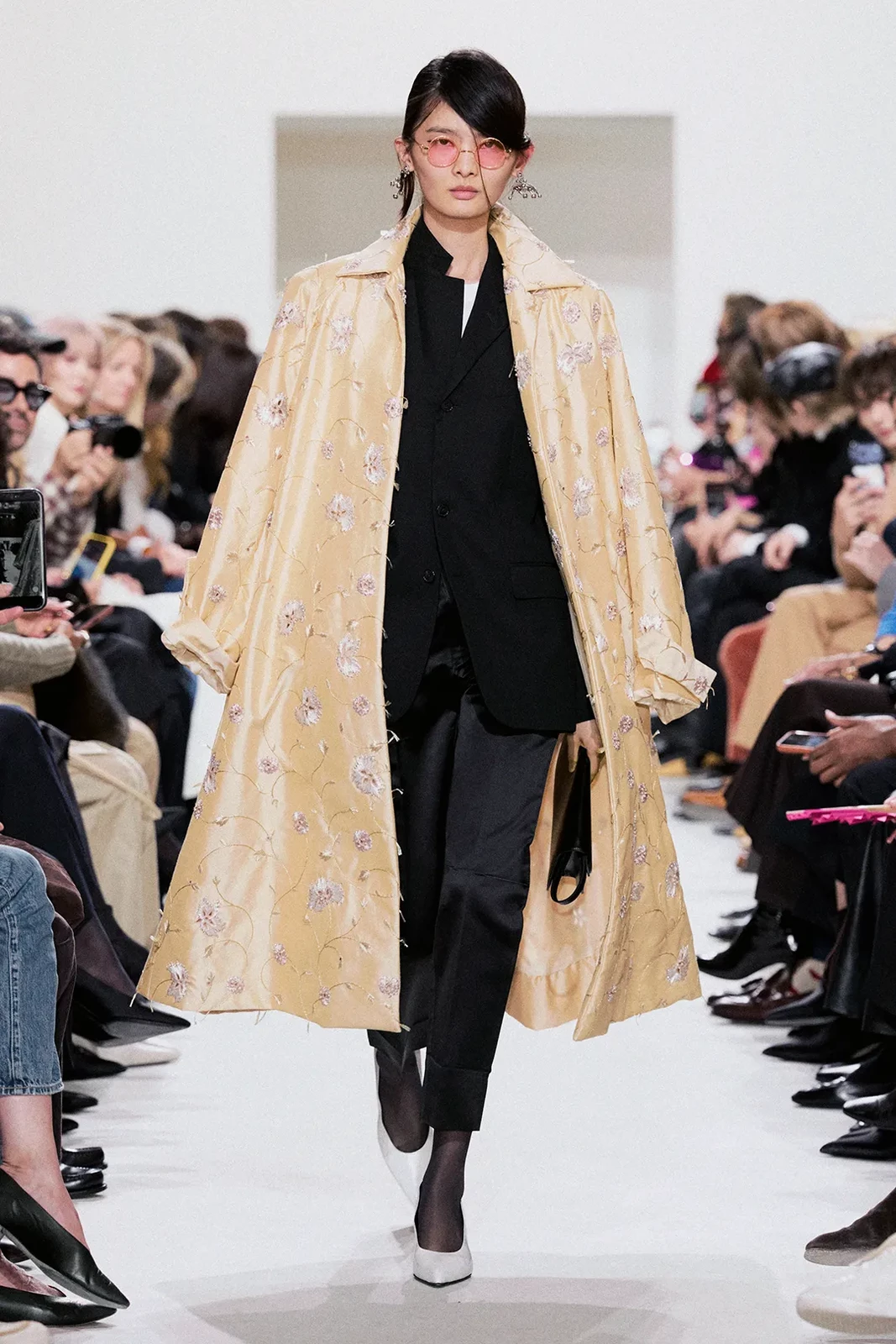 00003-celine-spring-2027-ready-to-wear-credit-brand