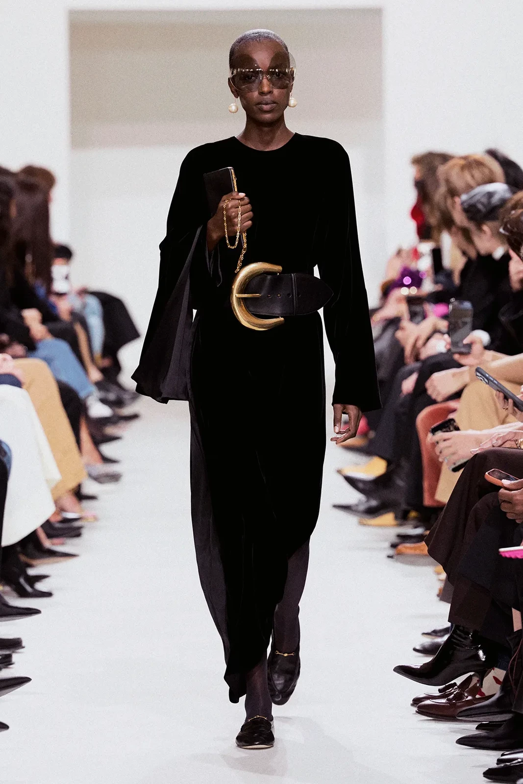00006-celine-spring-2027-ready-to-wear-credit-brand
