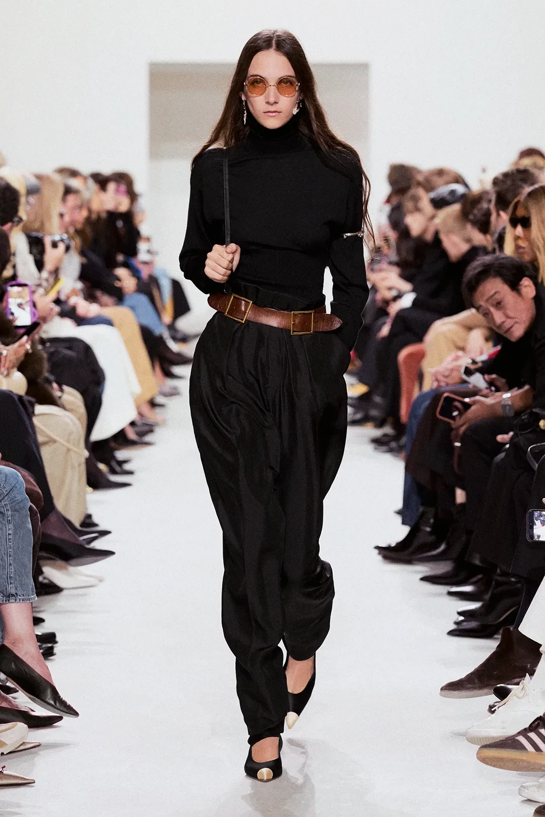 00027-celine-spring-2027-ready-to-wear-credit-brand
